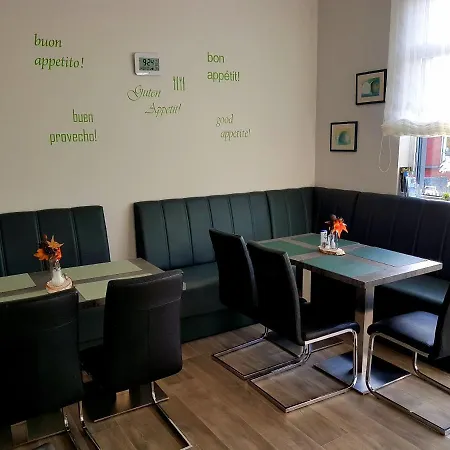 Gaestehaus Dahmen Homestay *